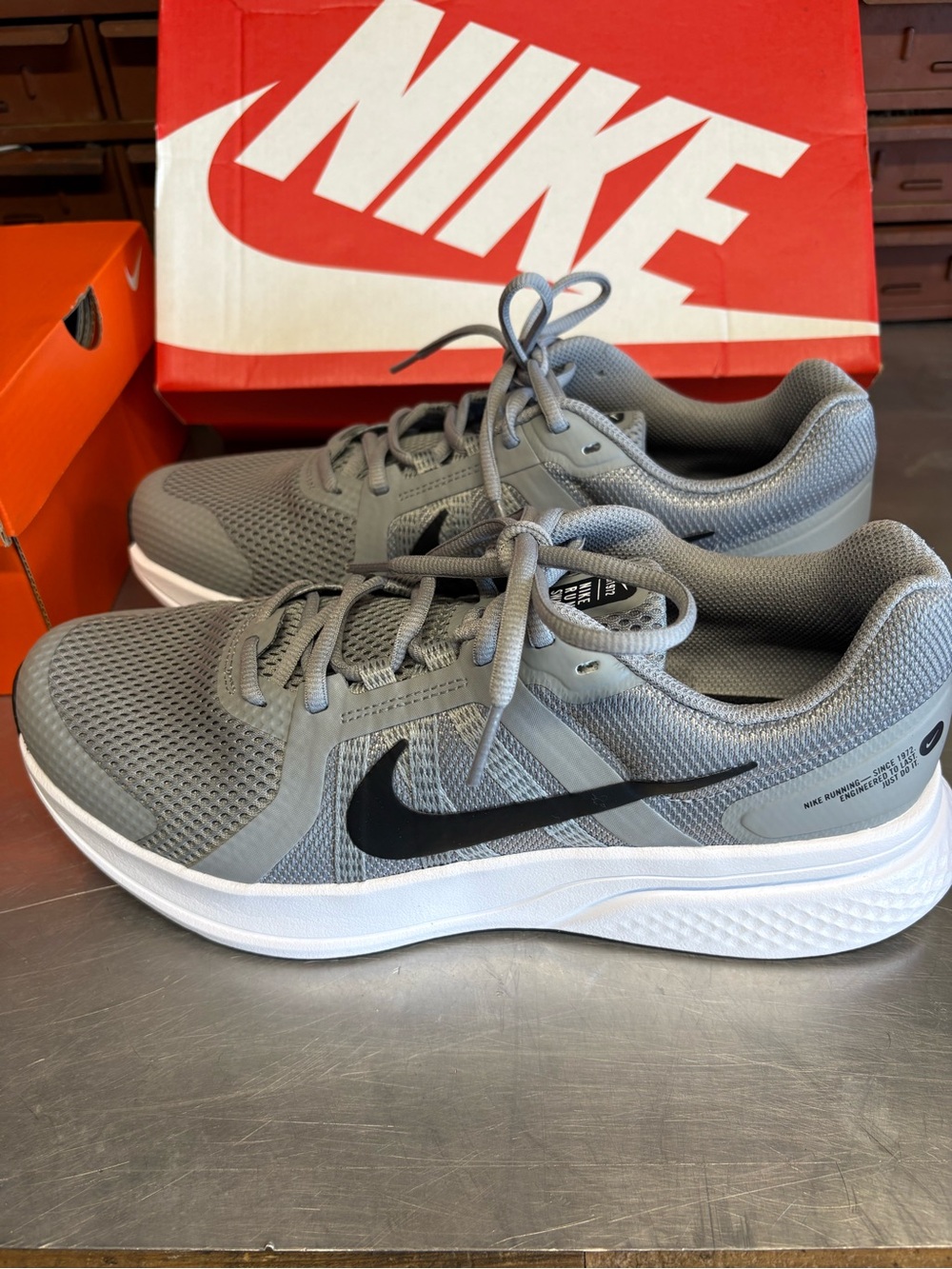 Nike Run Swift Tennis Mesh Running Shoes with Black Swoosh